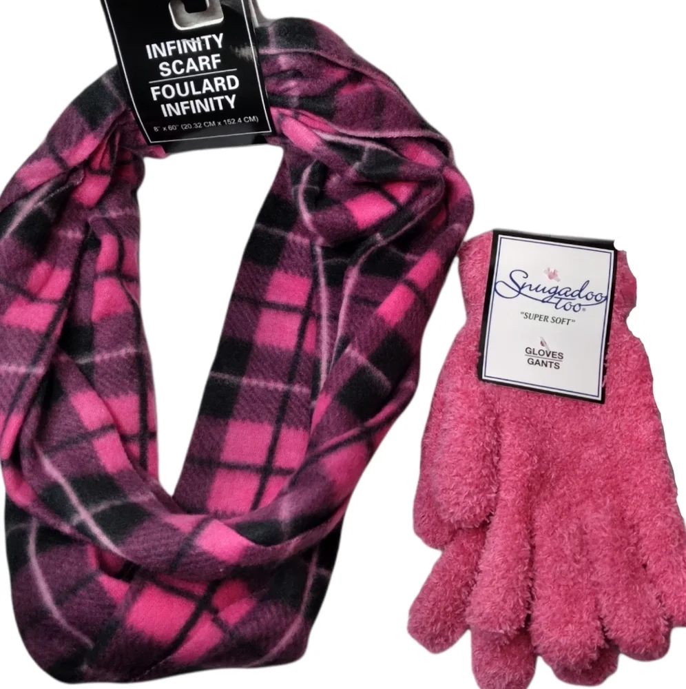Checkered Plaid Pink Infinity Scarf and Gloves New - Picture 1 of 5